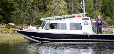 Kayak Bear watching in Tofino