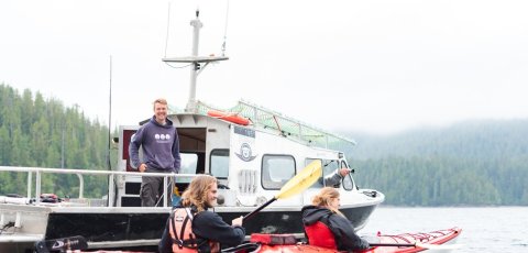 Kayak Bear watching in Tofino